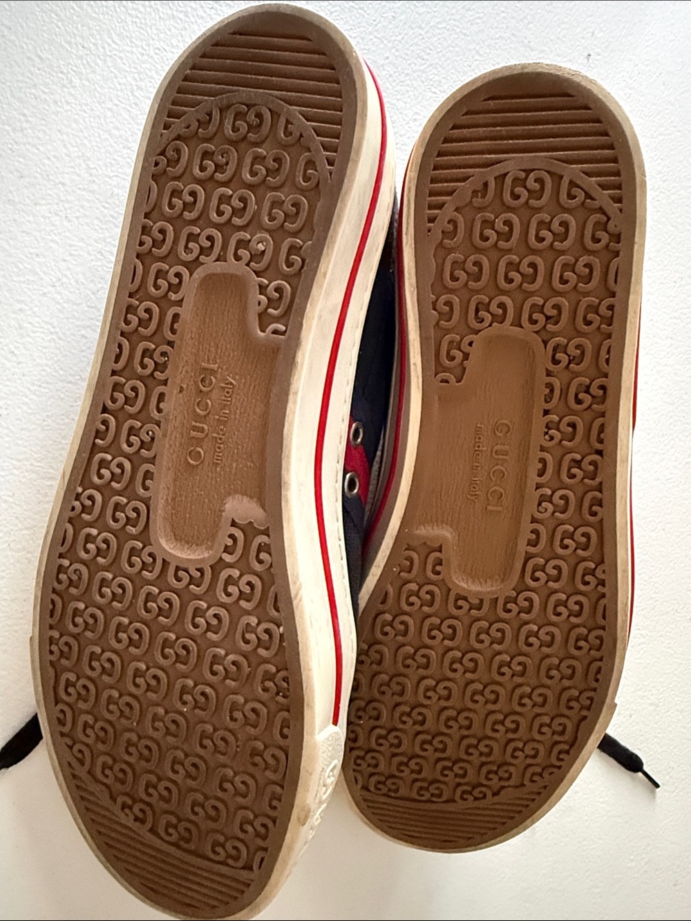 Gucci Men’s Black Canvas Sneakers with Red & Blue Stripe - Picture 5 of 11
